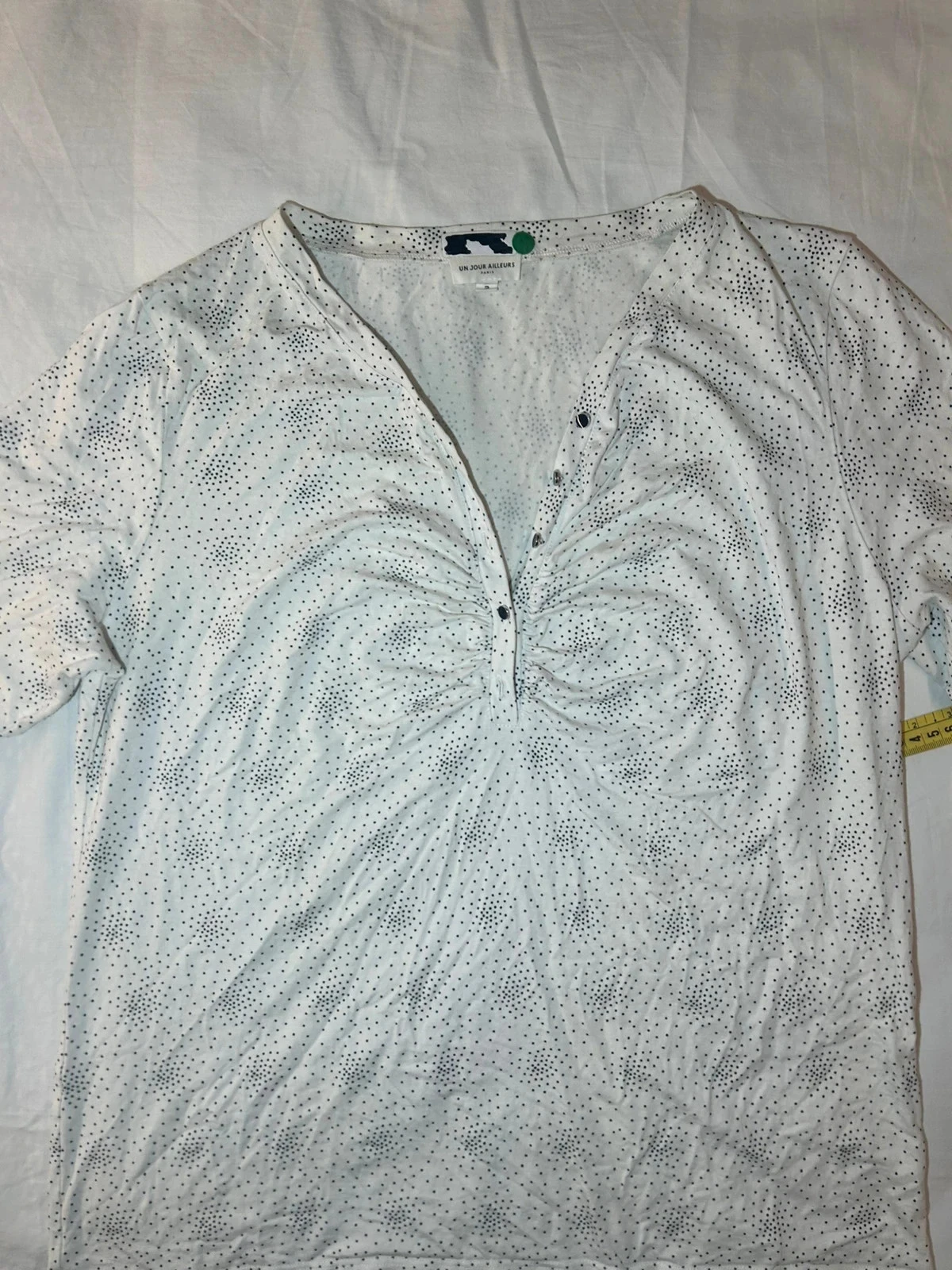 Black and white long-sleeved blouse by Un Jour Ailleurs – photo 2